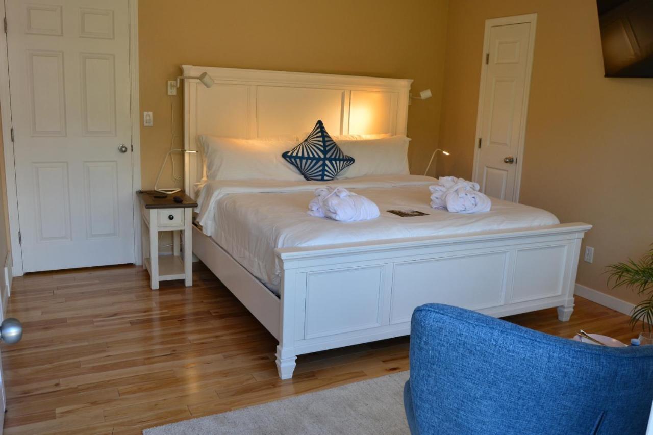 ווסט קלונה Salish B&B And Spa מראה חיצוני תמונה